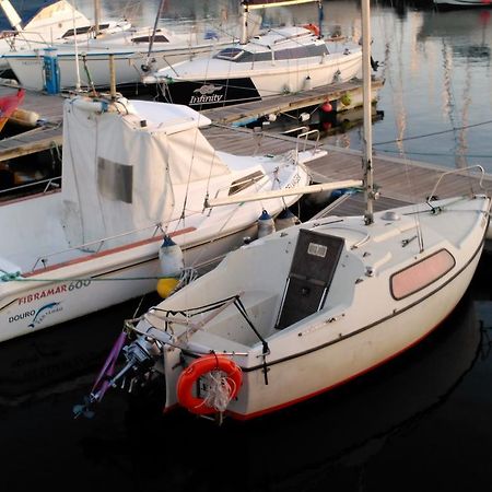 莱萨·达·帕尔梅拉 Vrs - Low Cost Beach Boat酒店 外观 照片